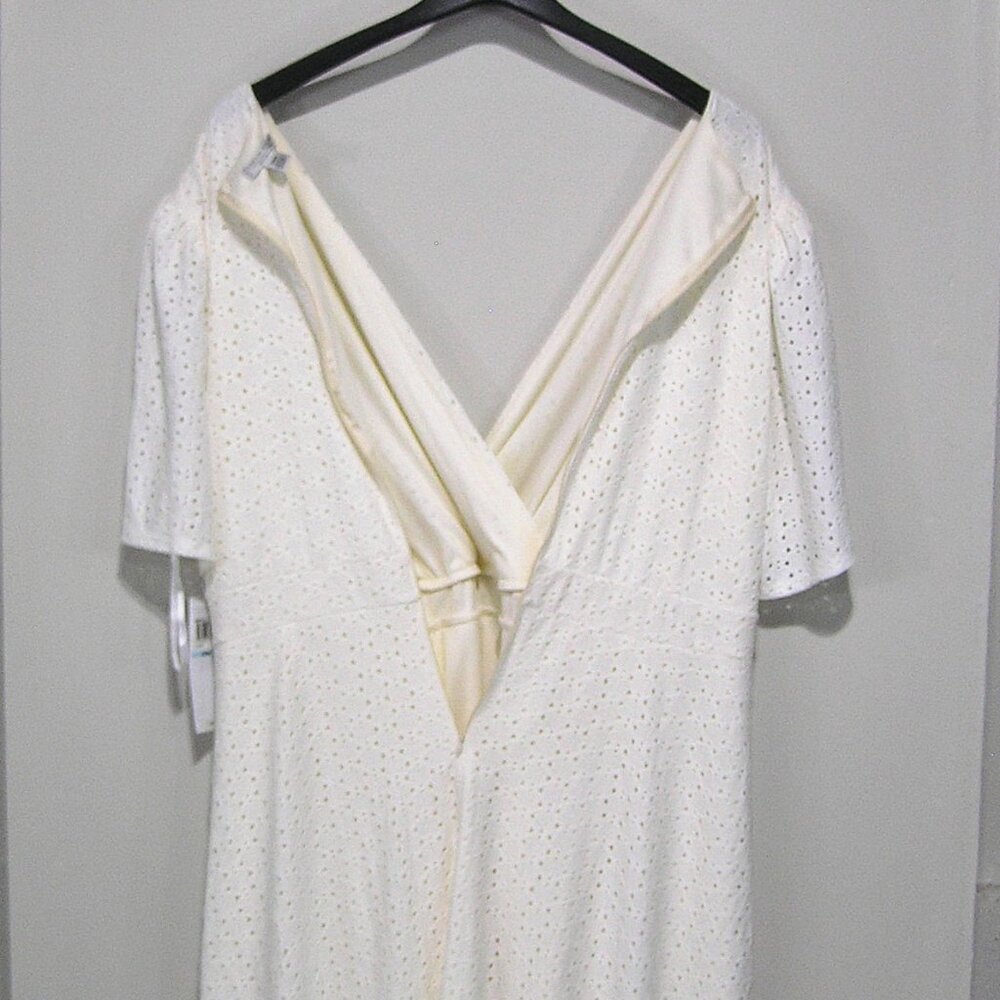 NWT White Eyelet Dress Faux Wrap Size 20W - Picture 15 of 15